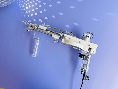 AK-Duo tufting machine in clear, detail