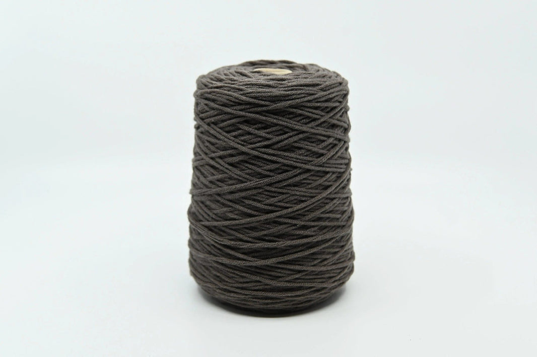 Acrylic Yarn - Tufting Yarn - on cone - 400g - Tuftinglove