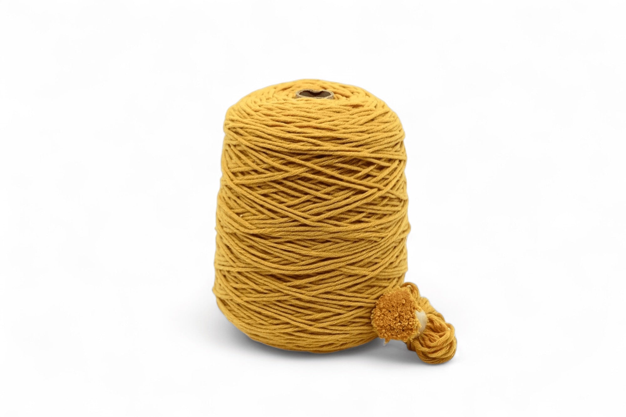 Acrylic tufting yarn on cone, 400g in Wannabe Golddigger