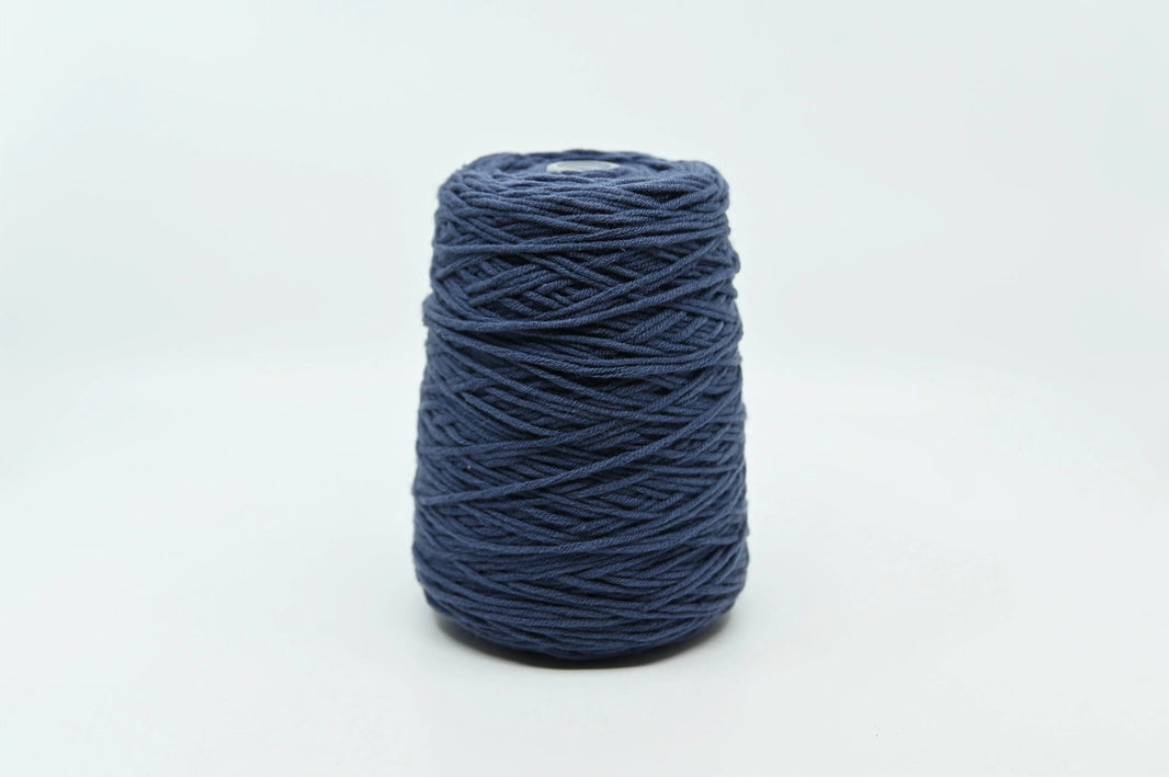 Acrylic Yarn - Tufting Yarn - on cone - 400g - Tuftinglove