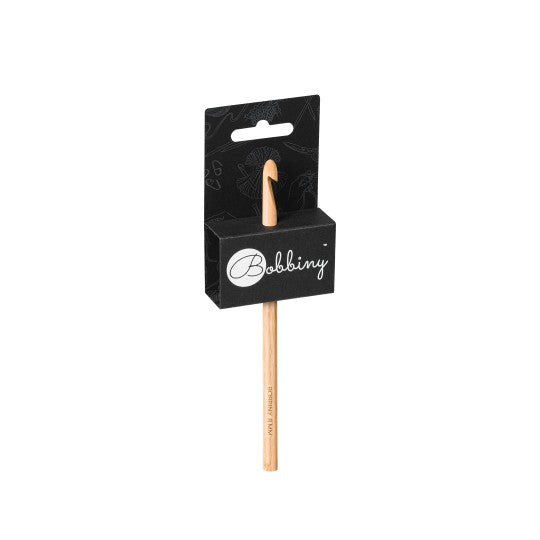 Bobbiny beech wood crochet hooks in several sizes