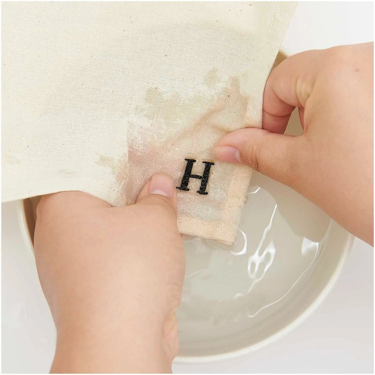 Vorgezeichnetes Stickset 'Letters with Serifes' von Rico Design