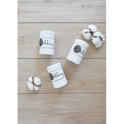 Bobbiny macramé cotton cord, 1.5mm and 100m, in off white