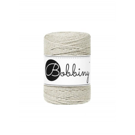 Bobbiny macramé rope, 1.5mm and 100m, in pale olive