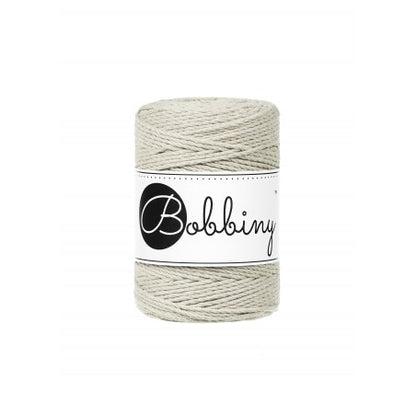 Bobbiny macramé rope, 1.5mm and 100m, in pale olive