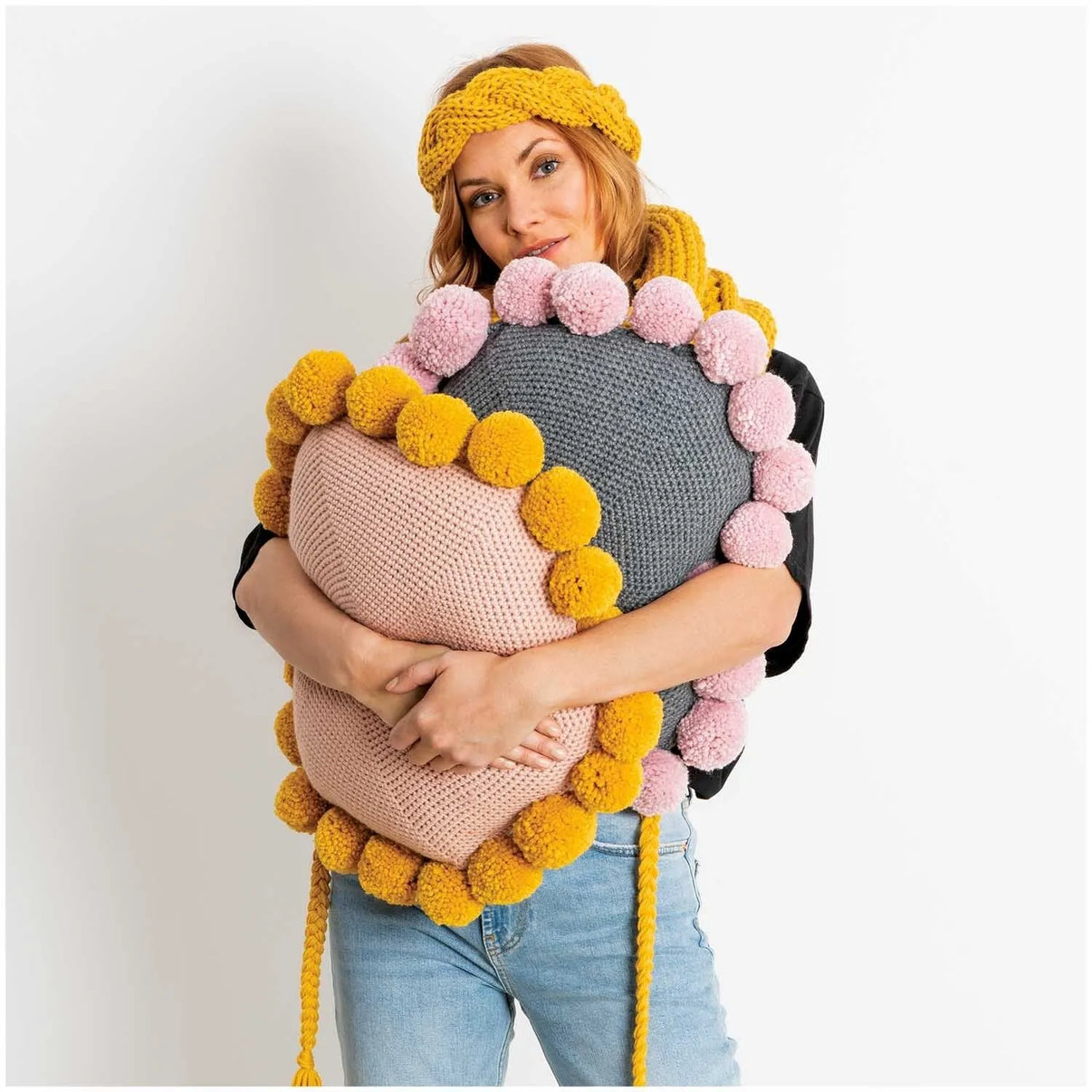 Rico Mega Chunky wool in Ivory, close-up