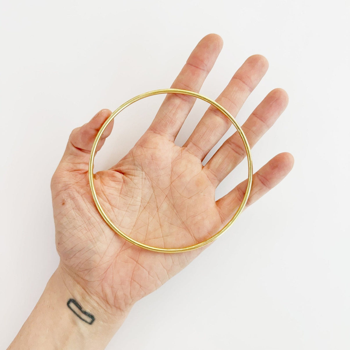Goldener Metallring, Detail 9,5cm