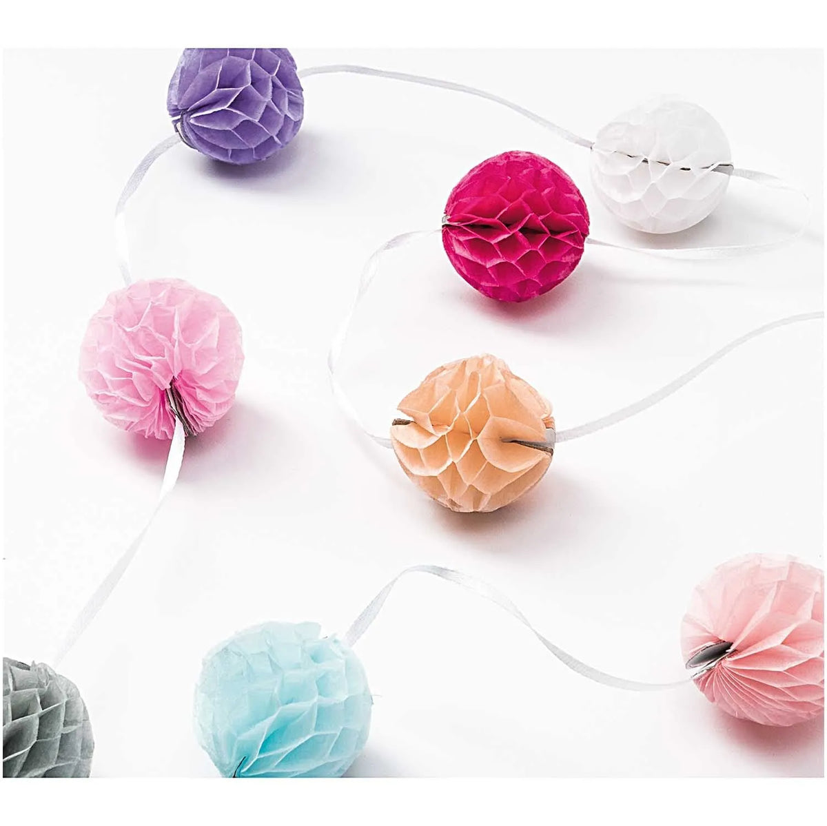 Mini-Wabenball-Girlande in Pastell, 2m von Rico Design