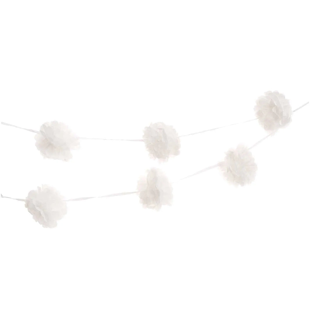 Weisse Pompon-Girlande, 2 x 180cm von Rico Design