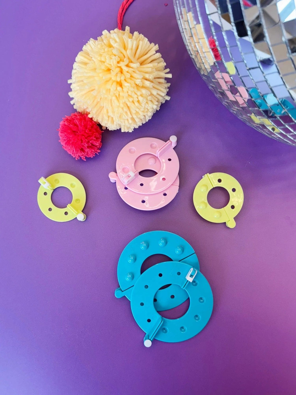 Pompom maker set in four sizes by Rico Design