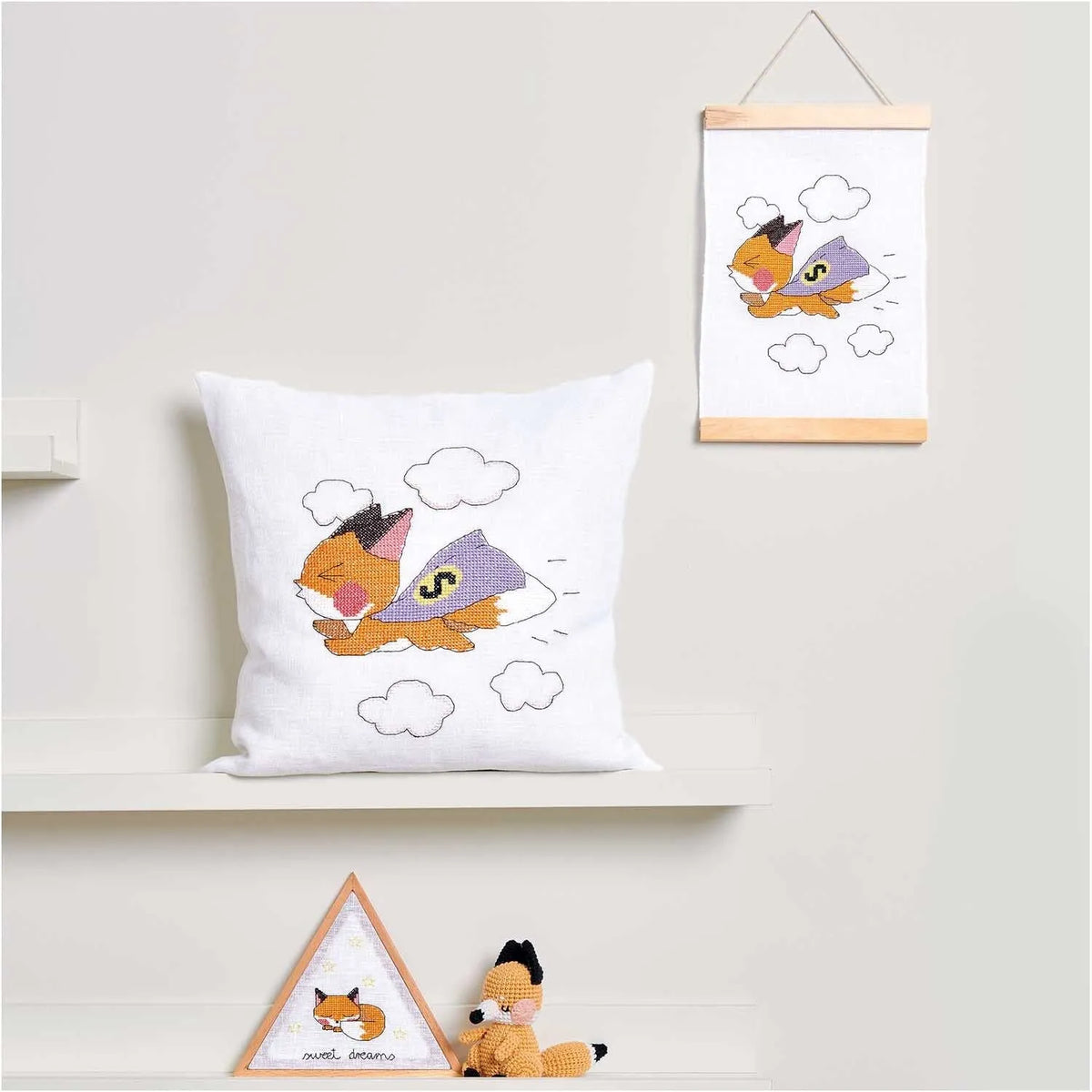 Wooden poster hanging rail by Rico Design