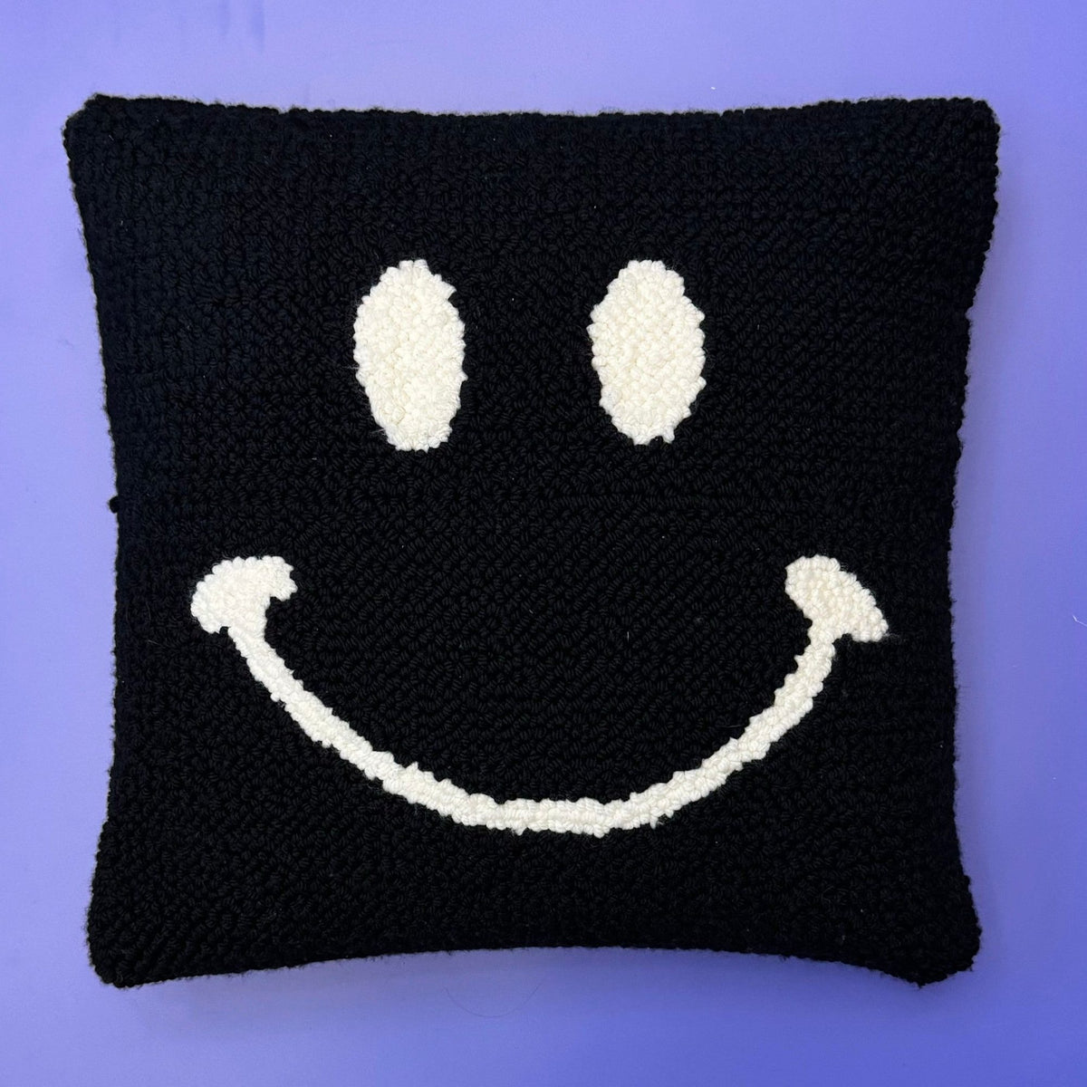 Punch needle pillowcase kit with a smiley design