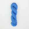 Violet Jane Fine Punch-Needle-Garn, 110g-Strang in Blue Yonder