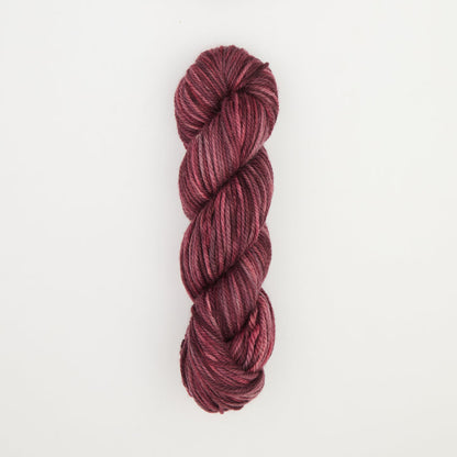 Punch Needle Yarn - Fine Yarn - Variegated Colors - 110g - Violet Jane - The Oxford Company