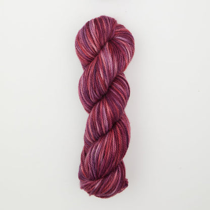 Punch Needle Yarn - Fine Yarn - Variegated Colors - 110g - Violet Jane - The Oxford Company