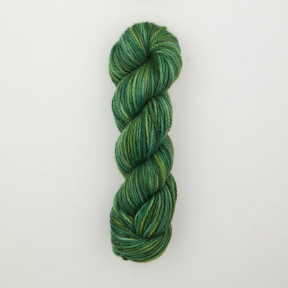 Punch Needle Yarn - Fine Yarn - Variegated Colors - 110g - Violet Jane - The Oxford Company