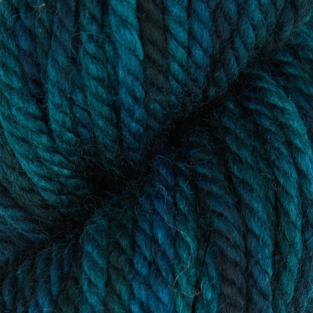 Punch Needle Yarn - Fine Yarn - Variegated Colors - 110g - Violet Jane - The Oxford Company