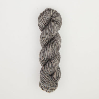 Punch Needle Yarn - Fine Yarn - Variegated Colors - 110g - Violet Jane - The Oxford Company