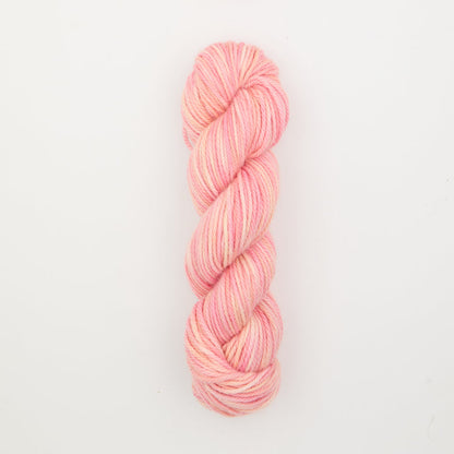 Punch Needle Yarn - Fine Yarn - Variegated Colors - 110g - Violet Jane - The Oxford Company