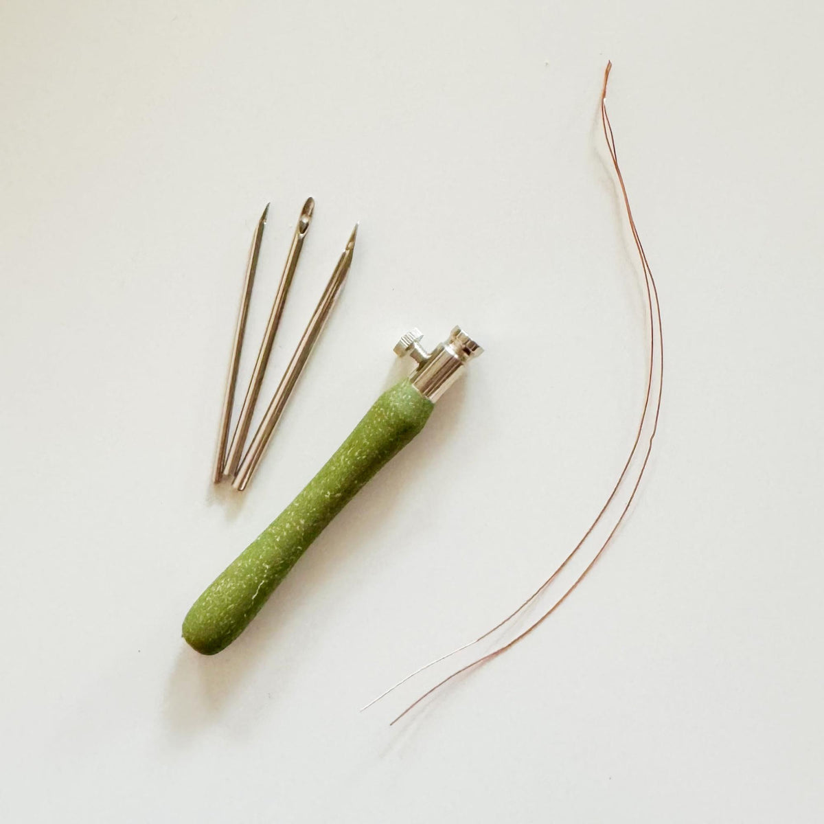 Lavor Punch-Needle-Set mit verstellbarem Griff und drei Edelstahl-Nadeln zum Tufting