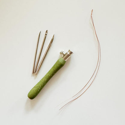 Lavor Punch-Needle-Set mit verstellbarem Griff und drei Edelstahl-Nadeln zum Tufting