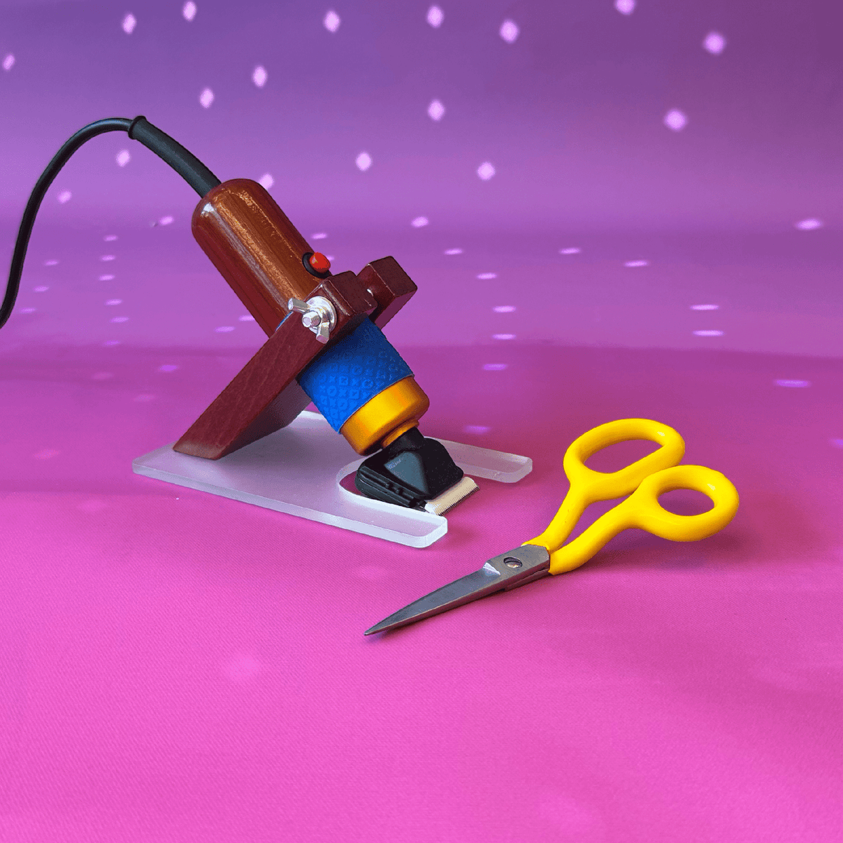 Rug carving kit with clipper, guide and Bendt scissors