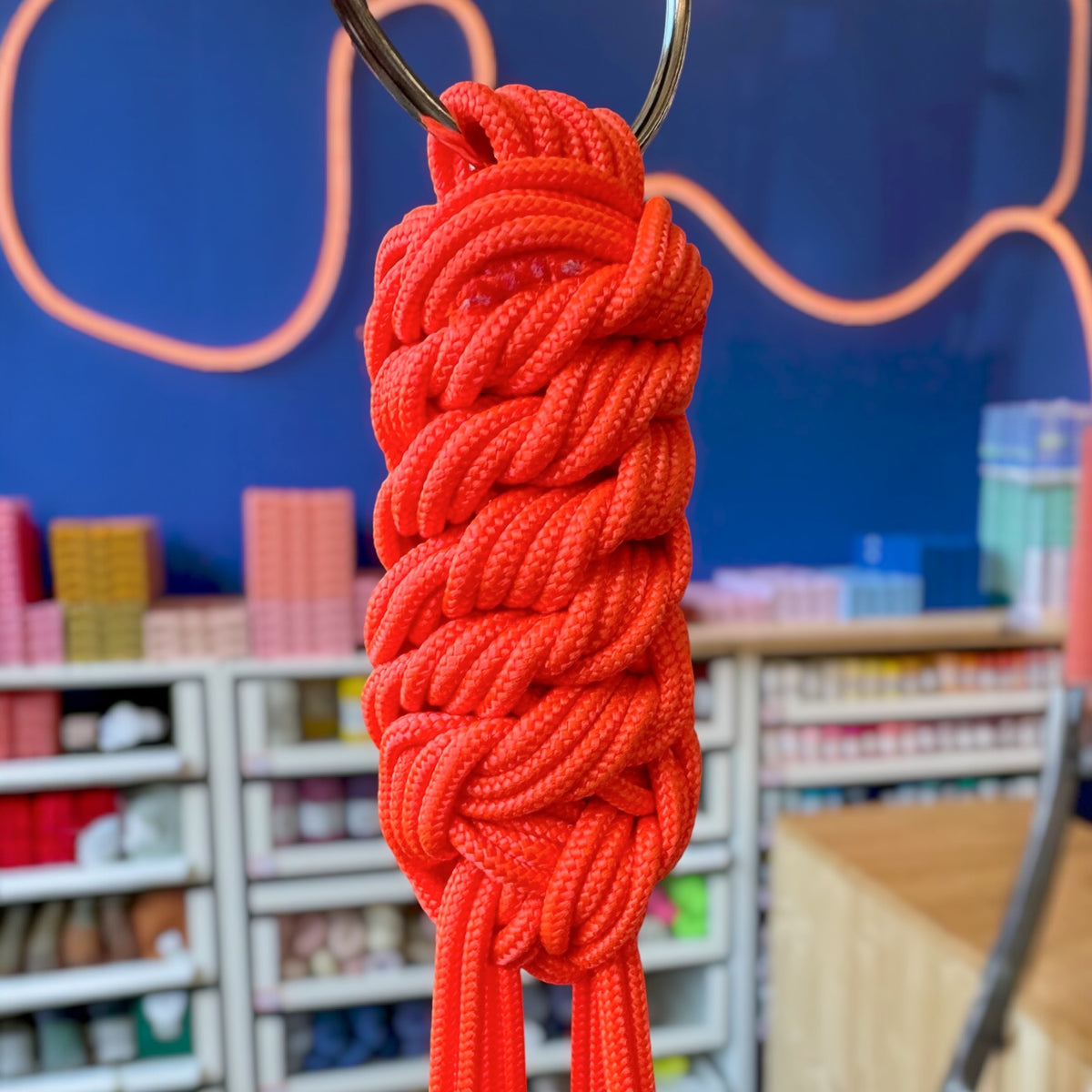 Banger Paracord-Pflanzenampel, Hängedetail