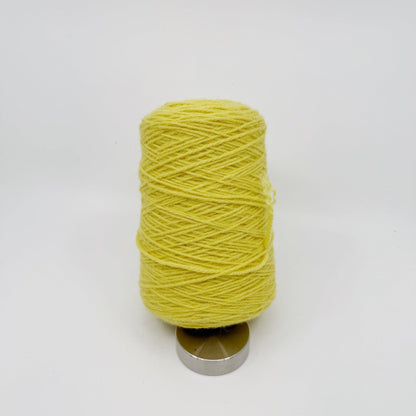 Tuftingwolle-Kone in neutralem Beigeton
