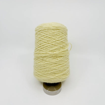 Tuftingwolle-Kone mit sichtbarem Faserglanz