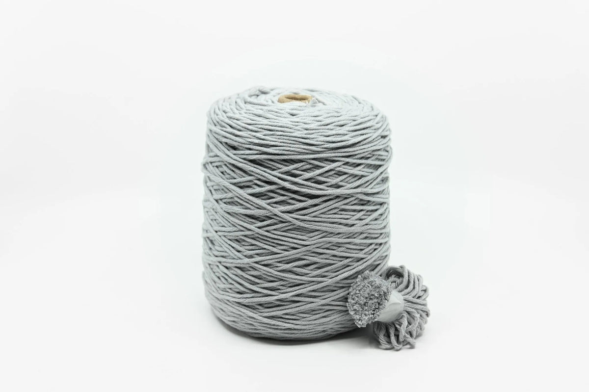 Acrylic tufting yarn on cone, 400g in Dust Underneath Your Couch