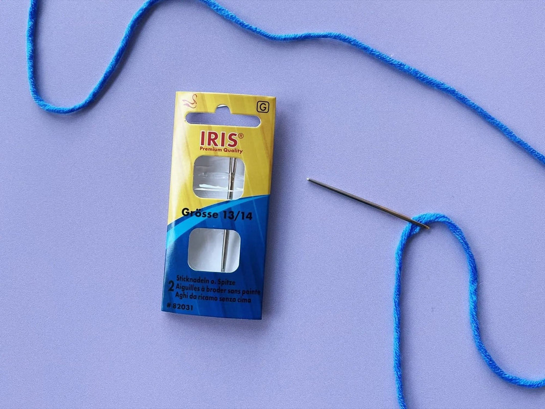 Iris embroidery needle without point, detail