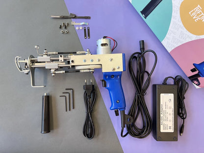 AK-I Cut Pile tufting machine in clear, detail