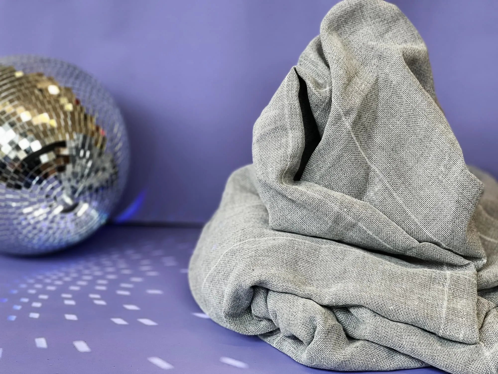 Premium-Tuftingcloth in Grau, 60/60, Nahaufnahme