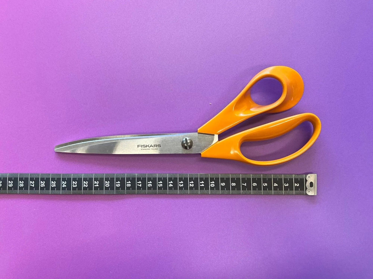 Fiskars ergonomic universal scissors, 21cm, detail